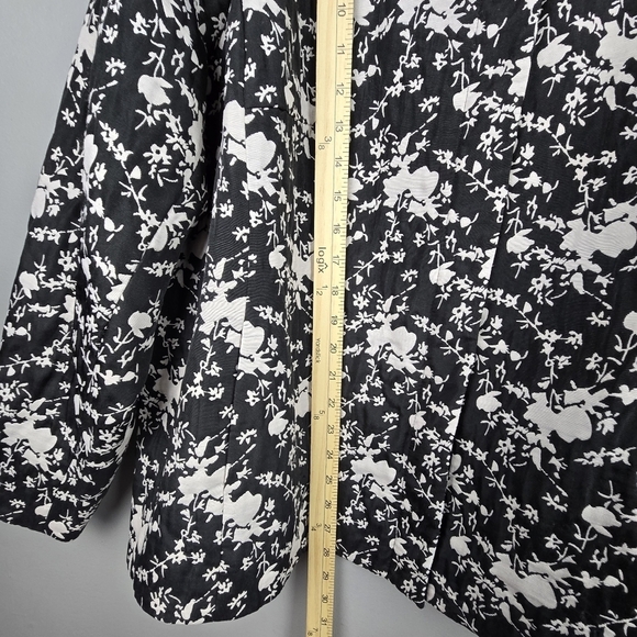 COLDWATER CREEK Floral Structured Jacket Blazer Crew Neck Black White Womens 24 - Picture 15 of 15